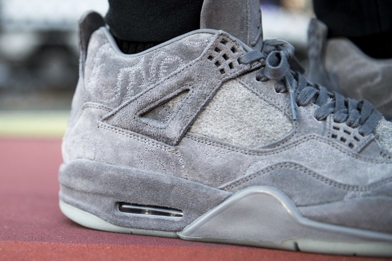 KAWS x Air Jordan IV Grey 930155 003 Grailify